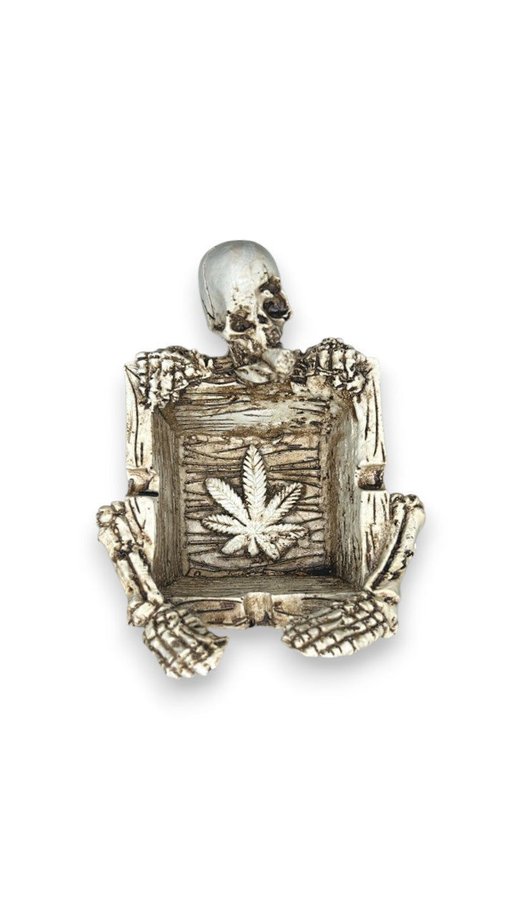 Cinzeiro de Resina Caveira Weed