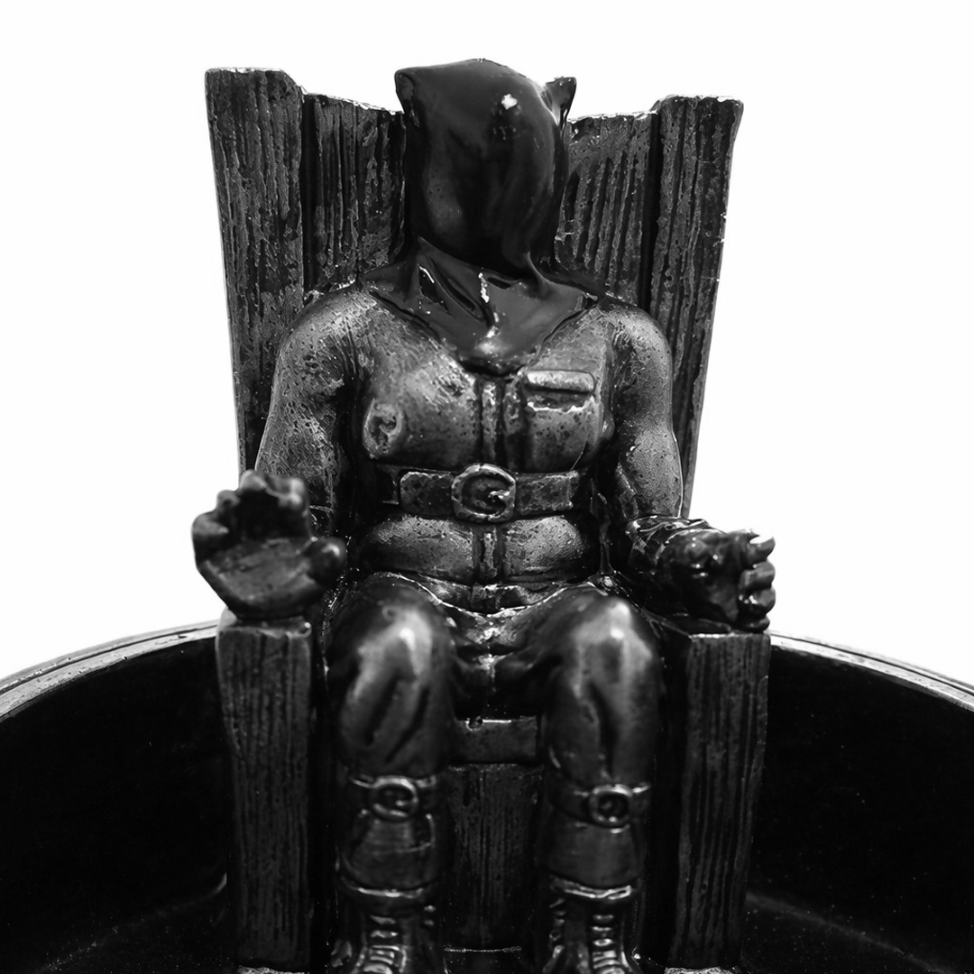 Cinzeiro Death Row Legacy Man Chair